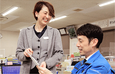 先輩社員風景 3